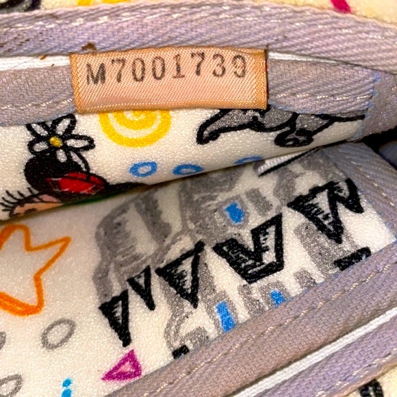 Dooney & Bourke Vintage Disney World Tassel Tote Crossbody Purse Shoulder Bag - Picture 13 of 15